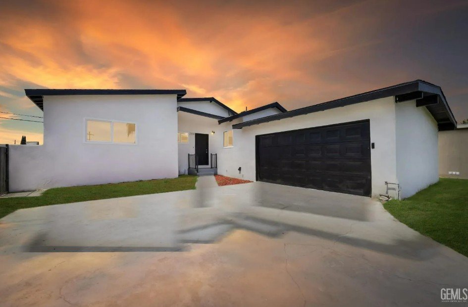 Casa Lee - Single Family — project image 1